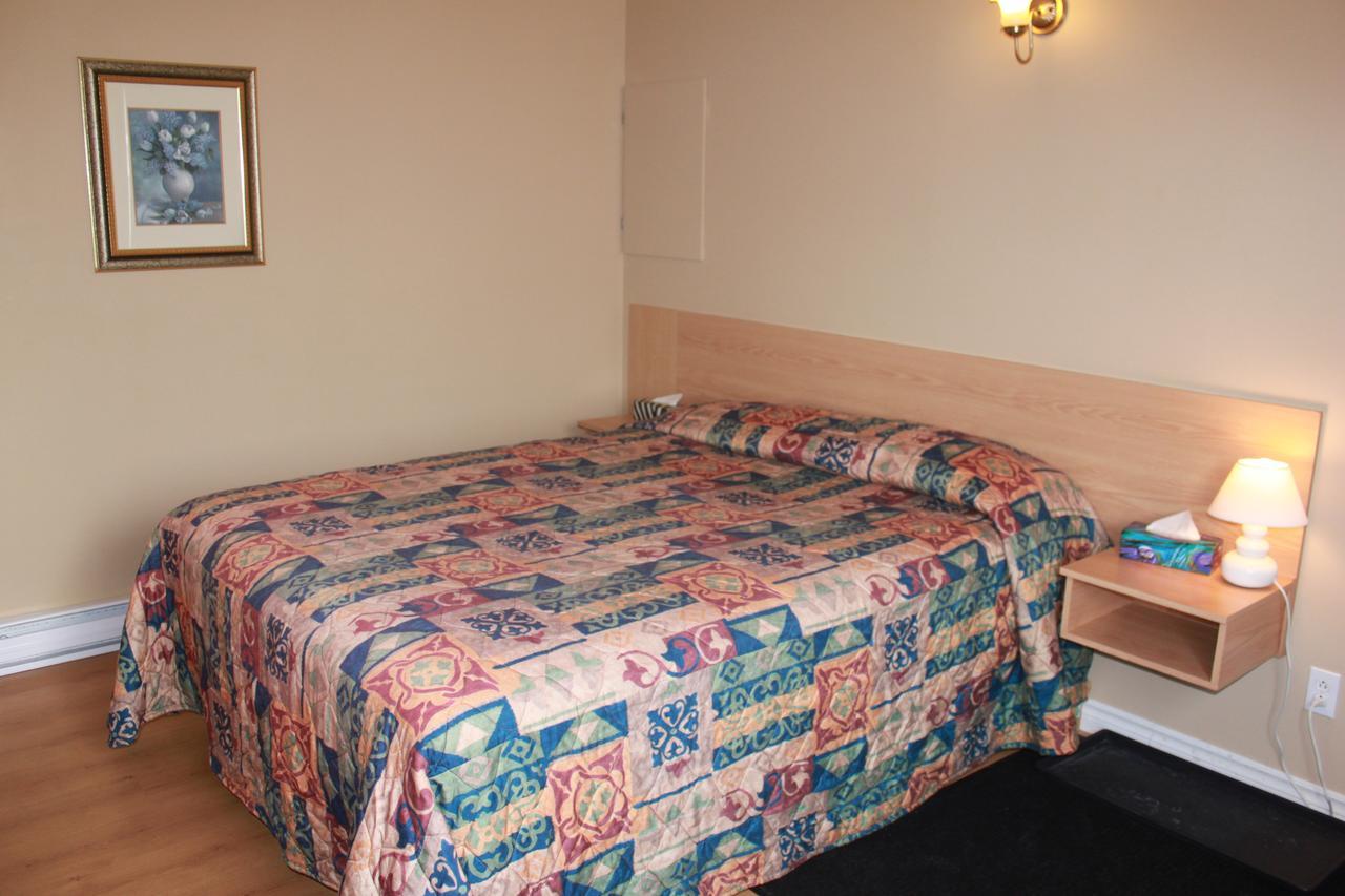 Motel Boise Blainville Exterior photo